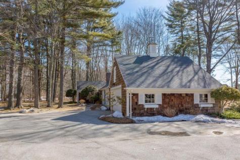 216 Drinkwater Point Road Yarmouth ME 04096