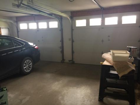 10 Daisey Lane Hampden ME 04444