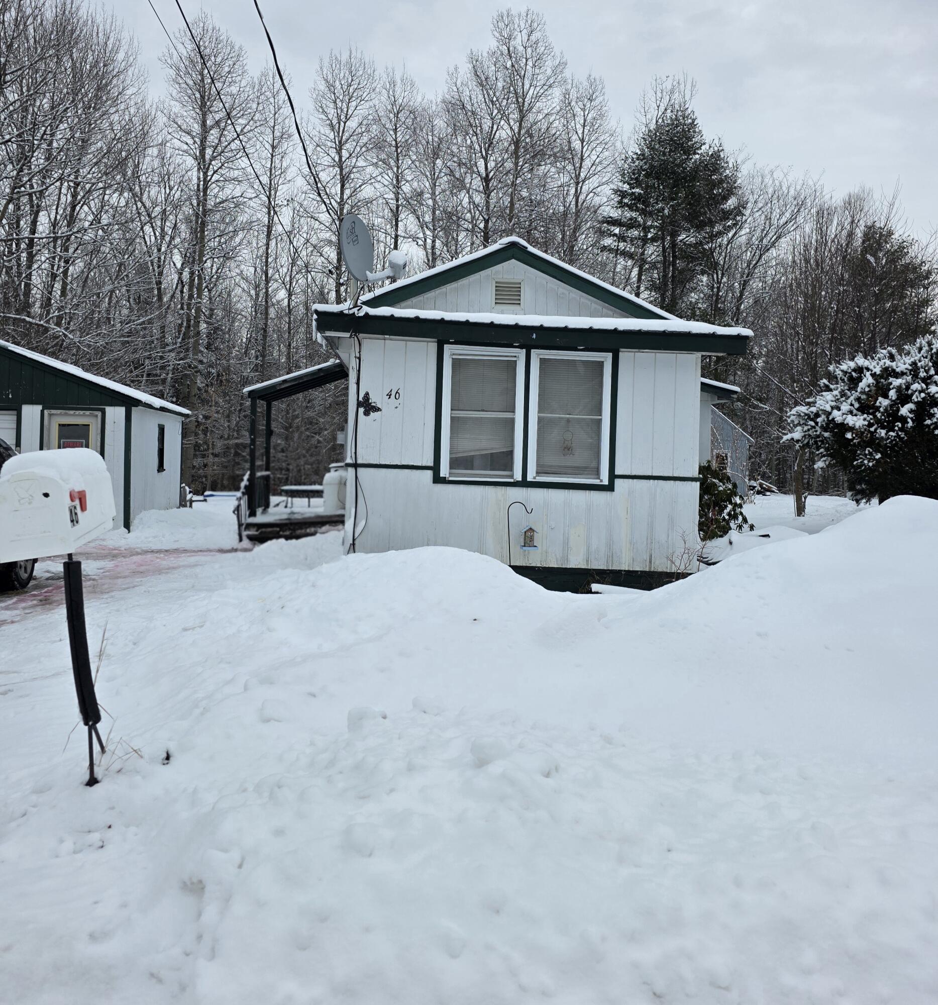 46 Cedar Street Millinocket ME 04462