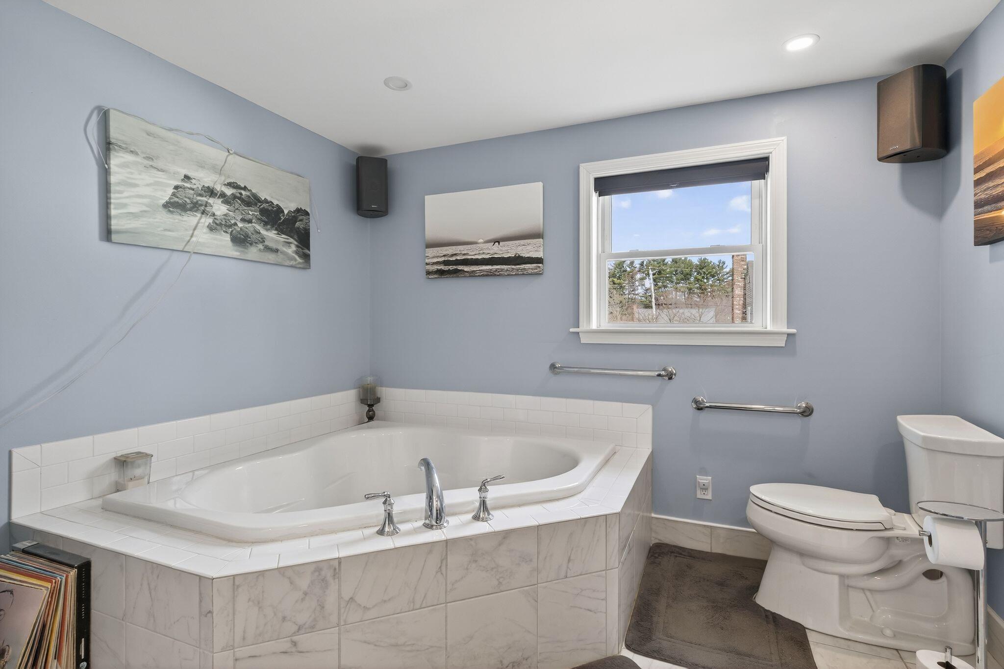 6 Priscilla Avenue Biddeford ME 04005