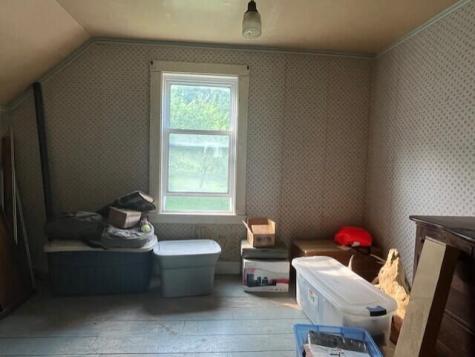 38 Kuvaja Road Greenwood ME 04255