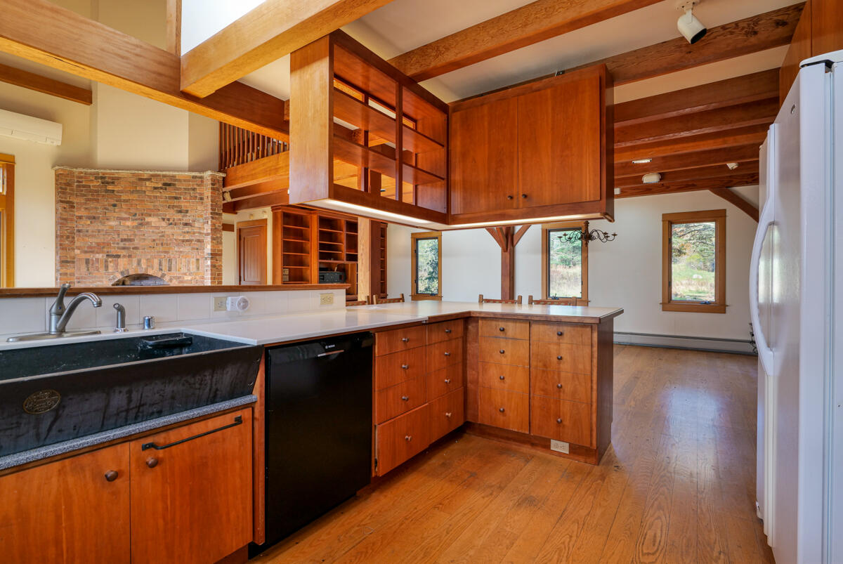 748 Oceanville Road Stonington ME 04681