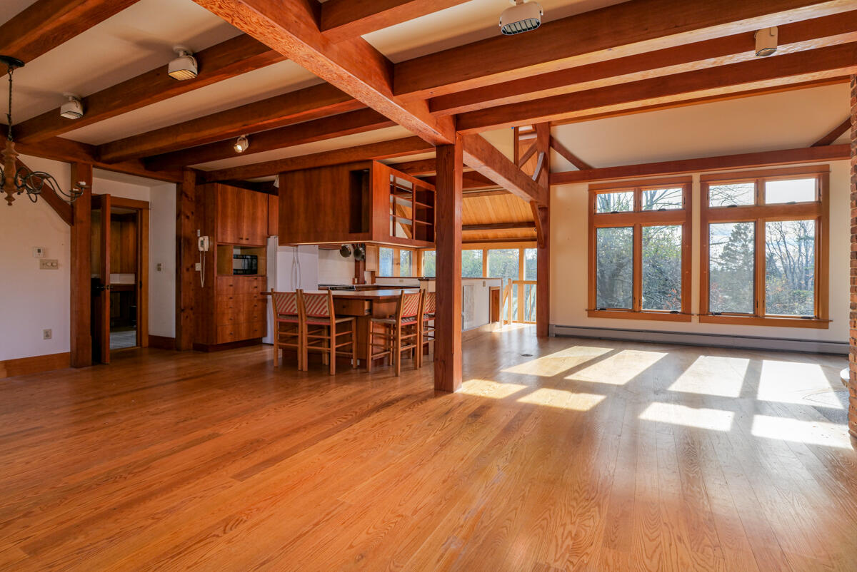748 Oceanville Road Stonington ME 04681