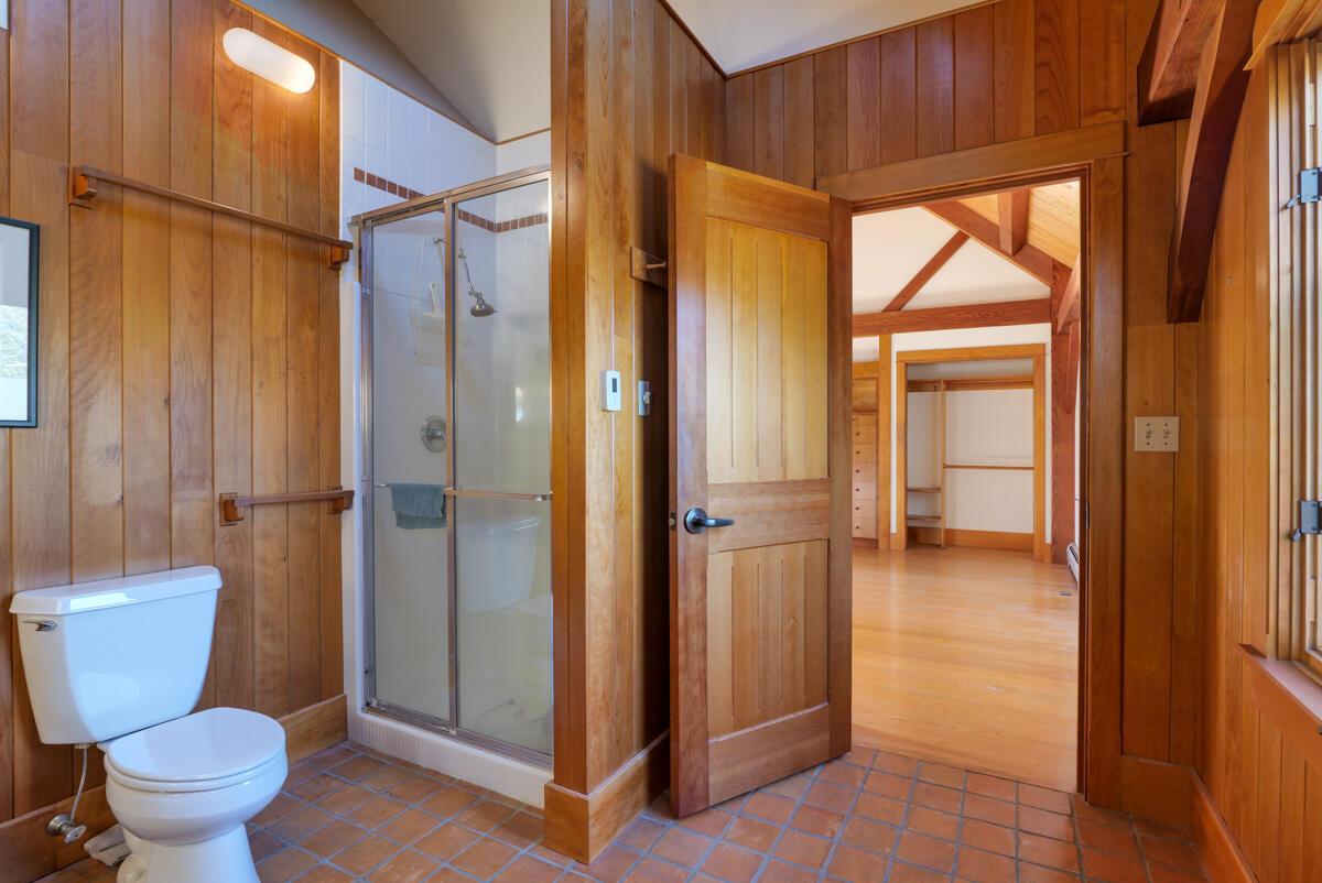 748 Oceanville Road Stonington ME 04681
