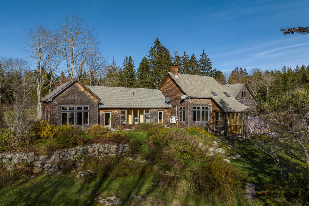 748 Oceanville Road Stonington ME 04681