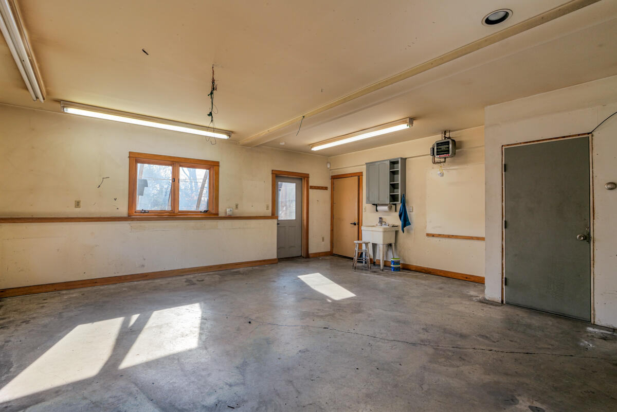 748 Oceanville Road Stonington ME 04681
