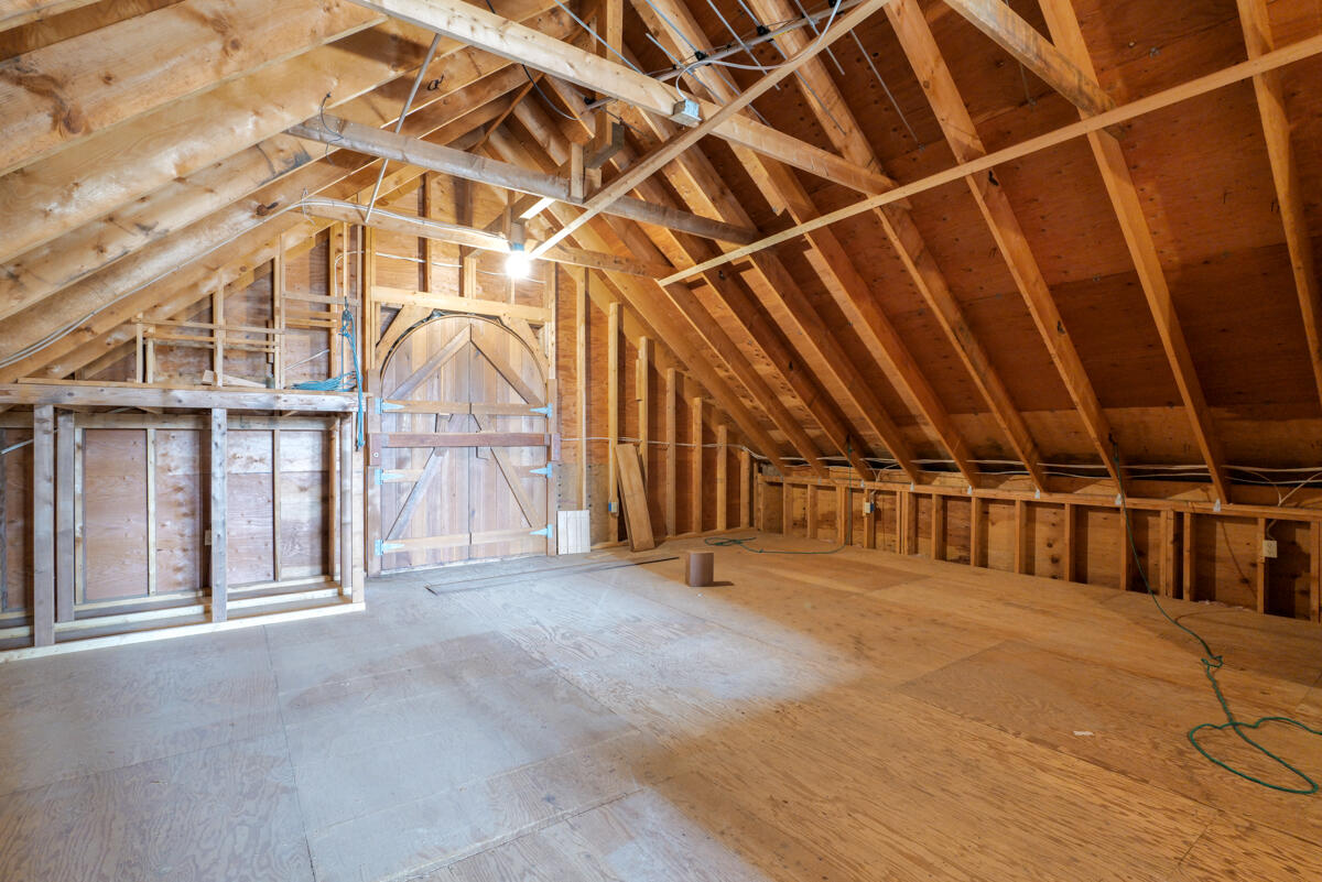 748 Oceanville Road Stonington ME 04681