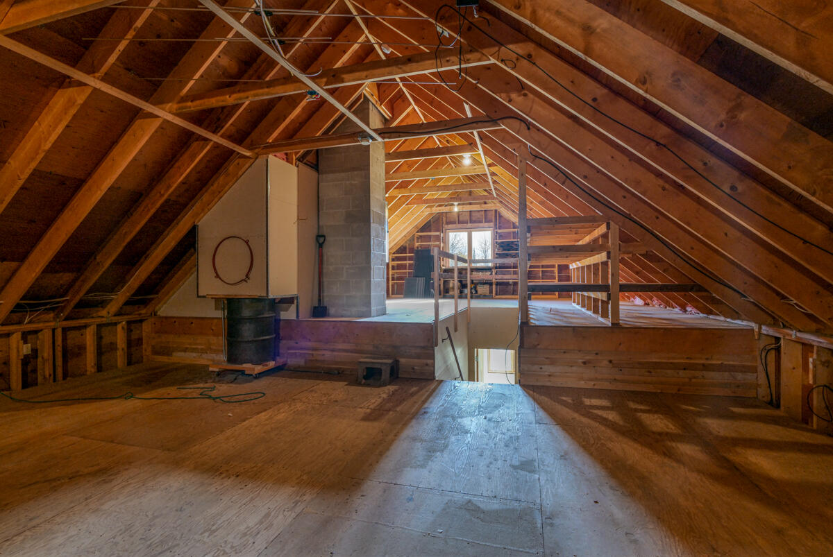 748 Oceanville Road Stonington ME 04681
