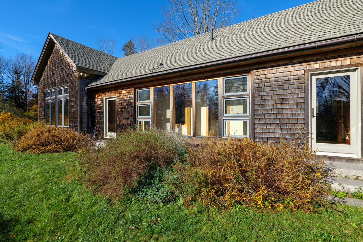 748 Oceanville Road Stonington ME 04681