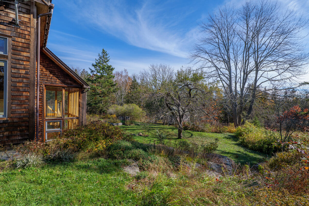 748 Oceanville Road Stonington ME 04681