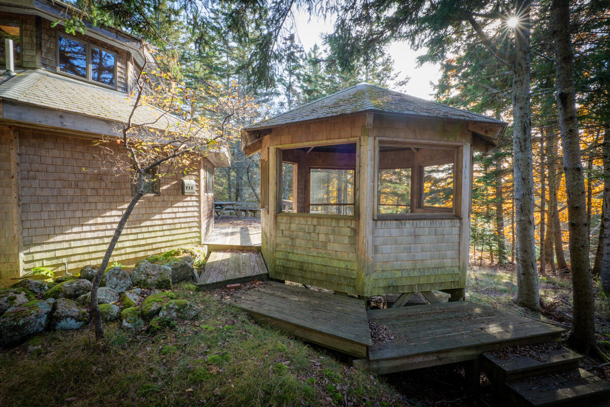 748 Oceanville Road Stonington ME 04681