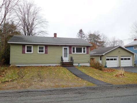 10 Colby Street Auburn ME 04210