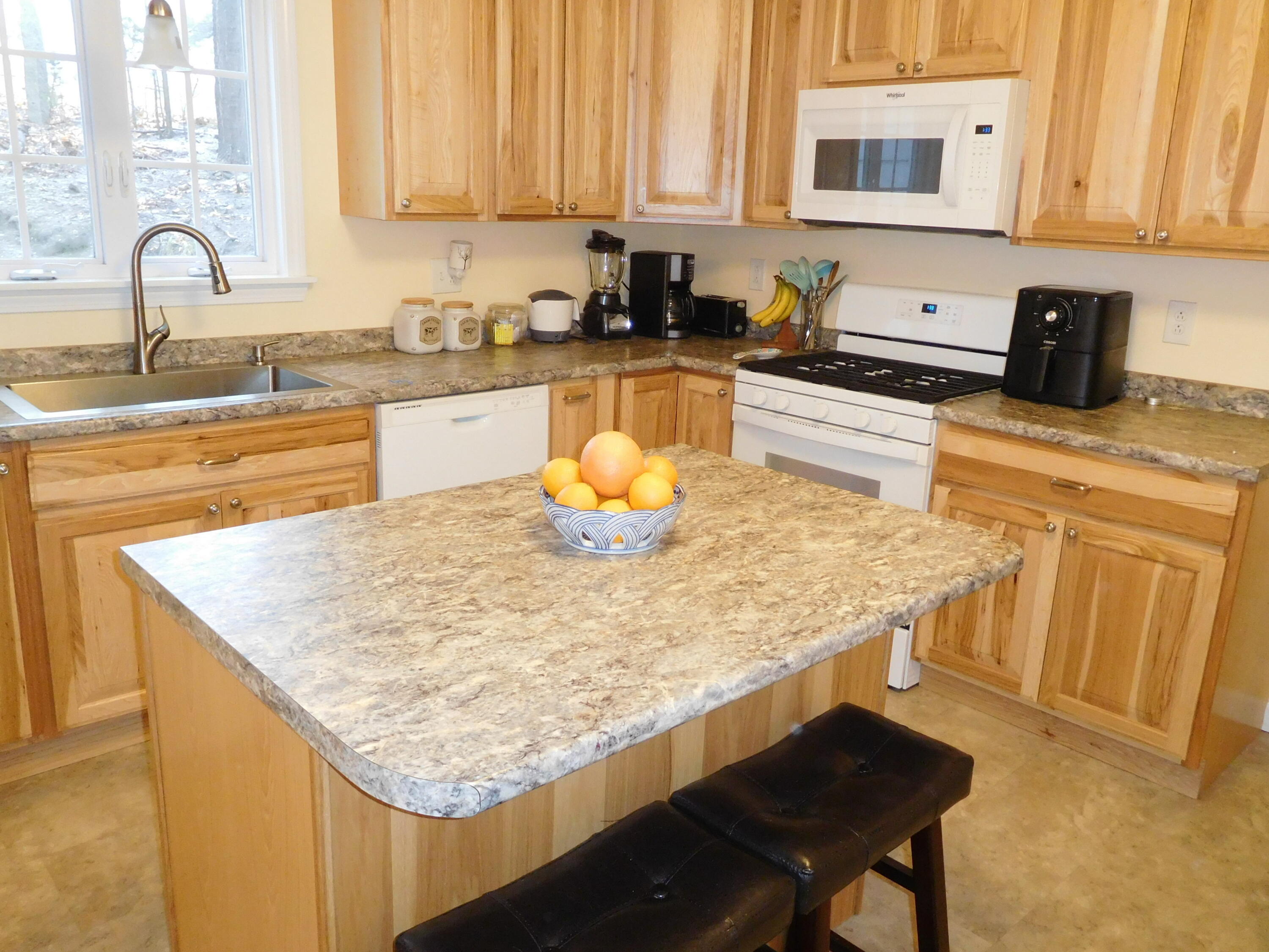 25 Bardwell Street Lewiston ME 04240