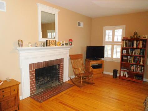 25 Bardwell Street Lewiston ME 04240