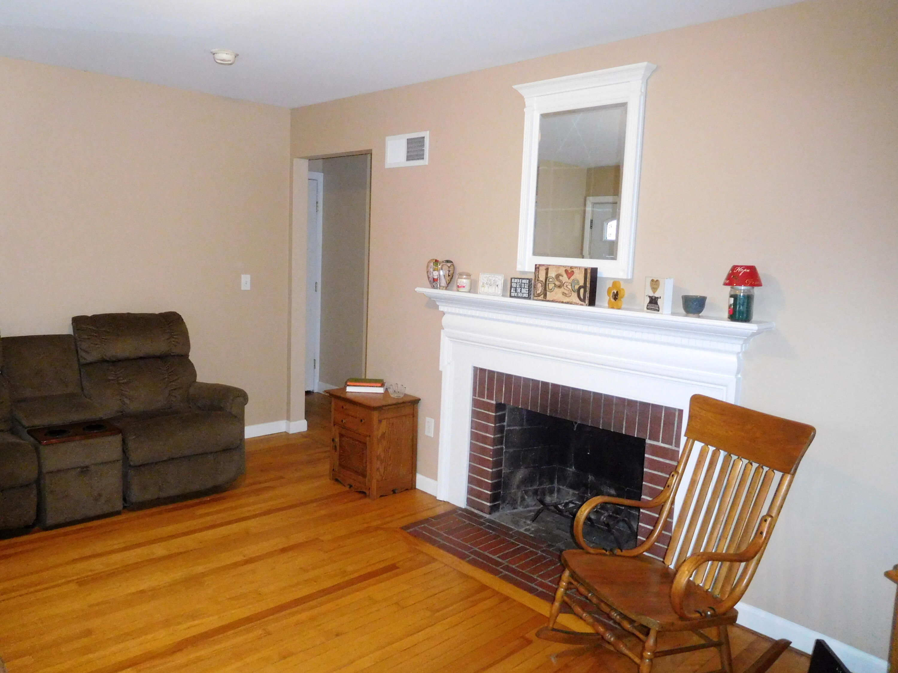 25 Bardwell Street Lewiston ME 04240