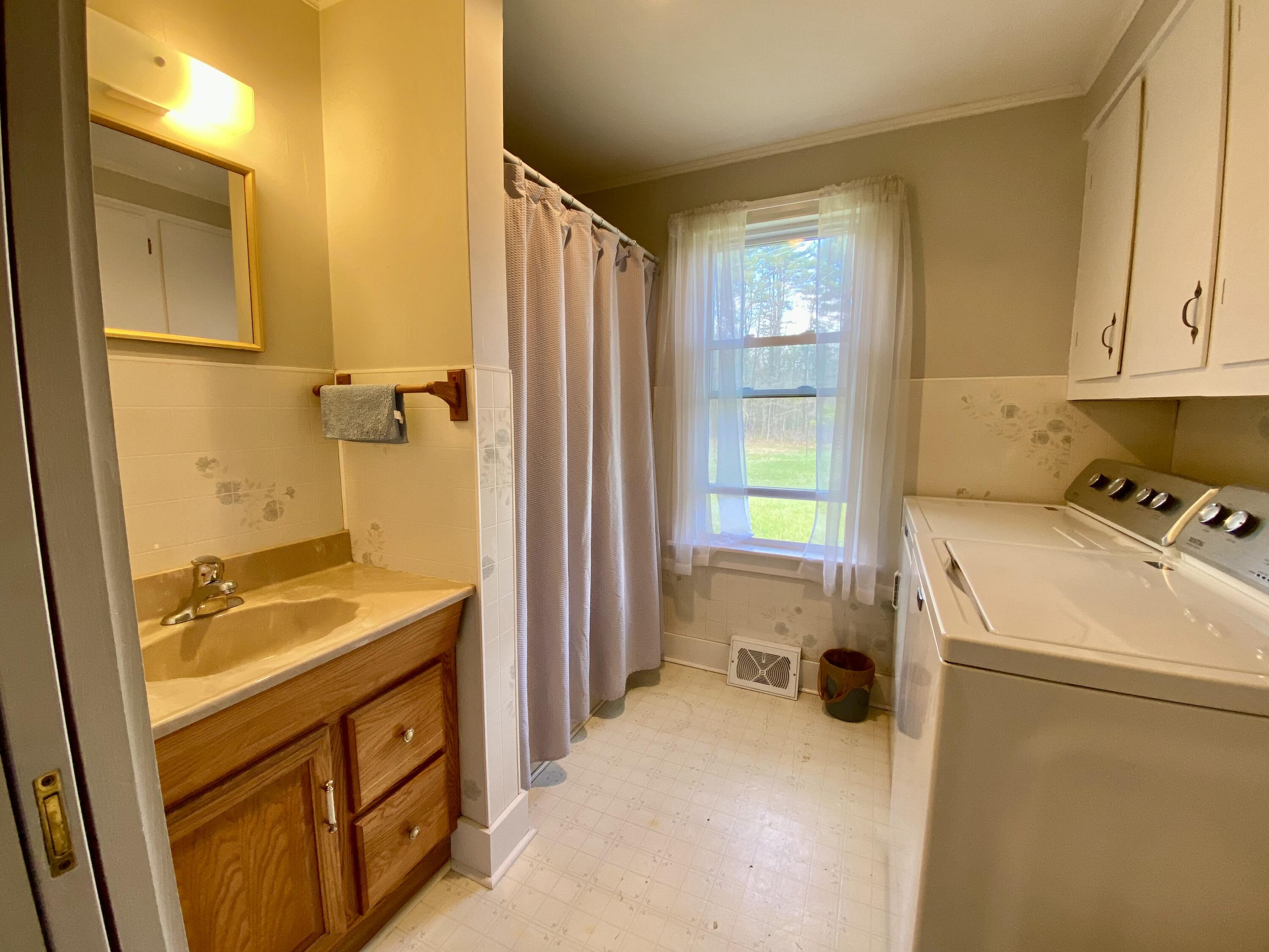 583 Ossipee Trail Porter ME 04068