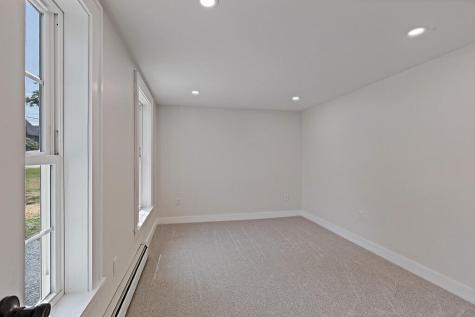 22 Shaw Street Newport ME 04953