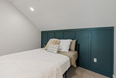 22 Shaw Street Newport ME 04953