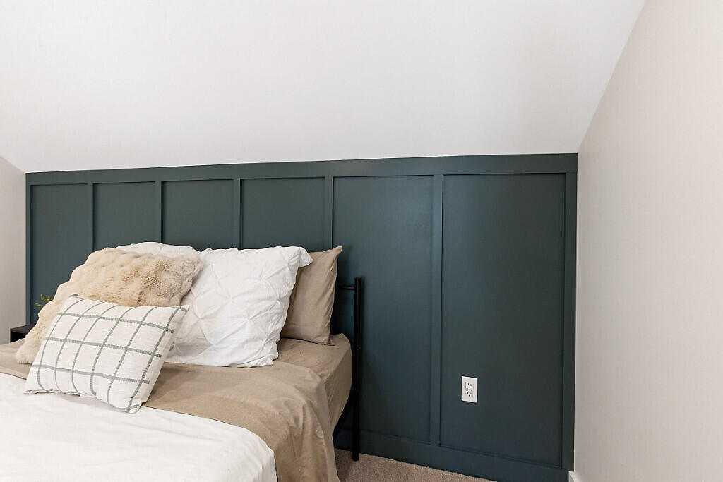 22 Shaw Street Newport ME 04953