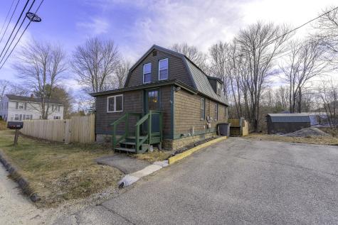 86 Poliquin Avenue Auburn ME 04210