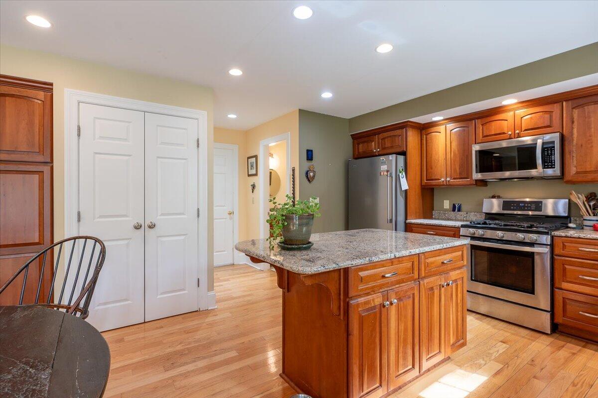 31 Hart Road Warren ME 04864