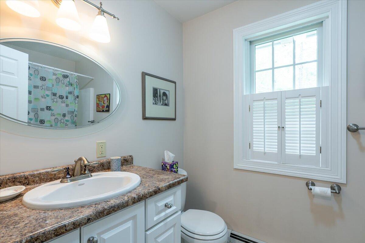 31 Hart Road Warren ME 04864