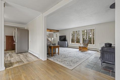 29 Juniper Lane Nobleboro ME 04555