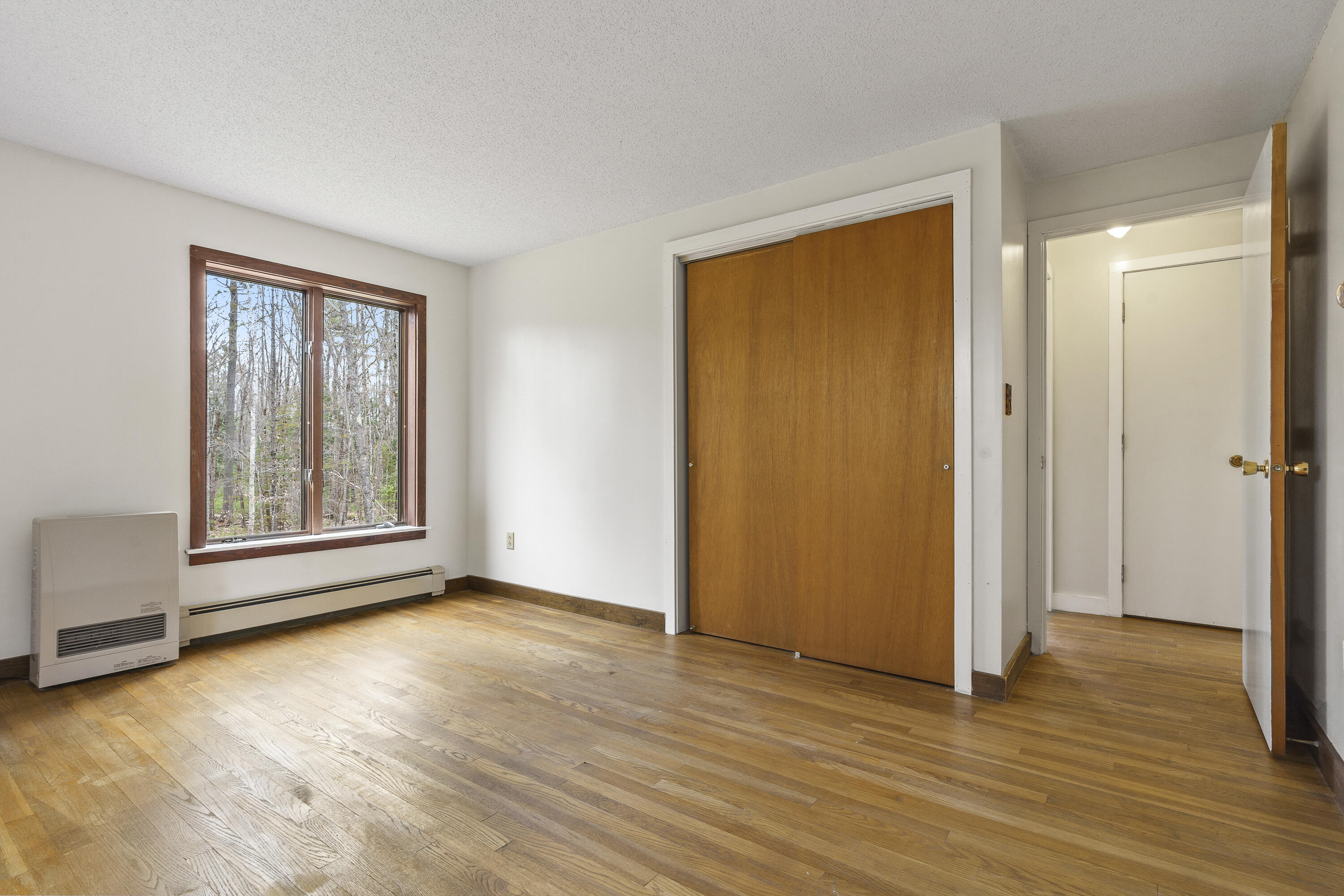 29 Juniper Lane Nobleboro ME 04555