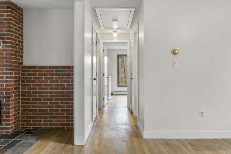 29 Juniper Lane Nobleboro ME 04555