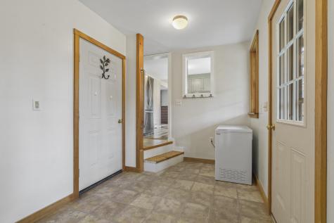 29 Juniper Lane Nobleboro ME 04555
