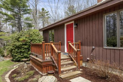 29 Juniper Lane Nobleboro ME 04555