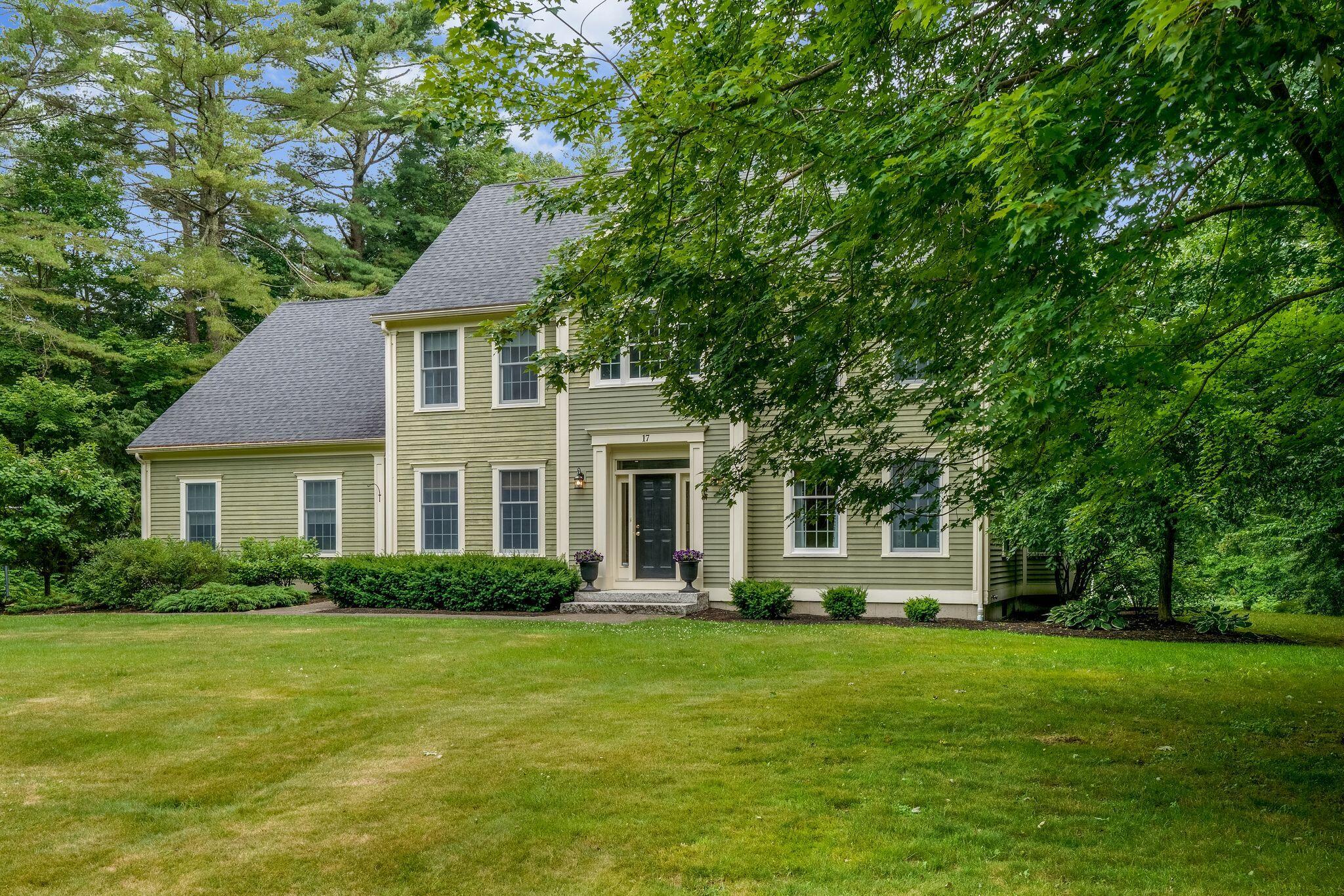 17 Hazeltine Drive Cumberland ME 04021