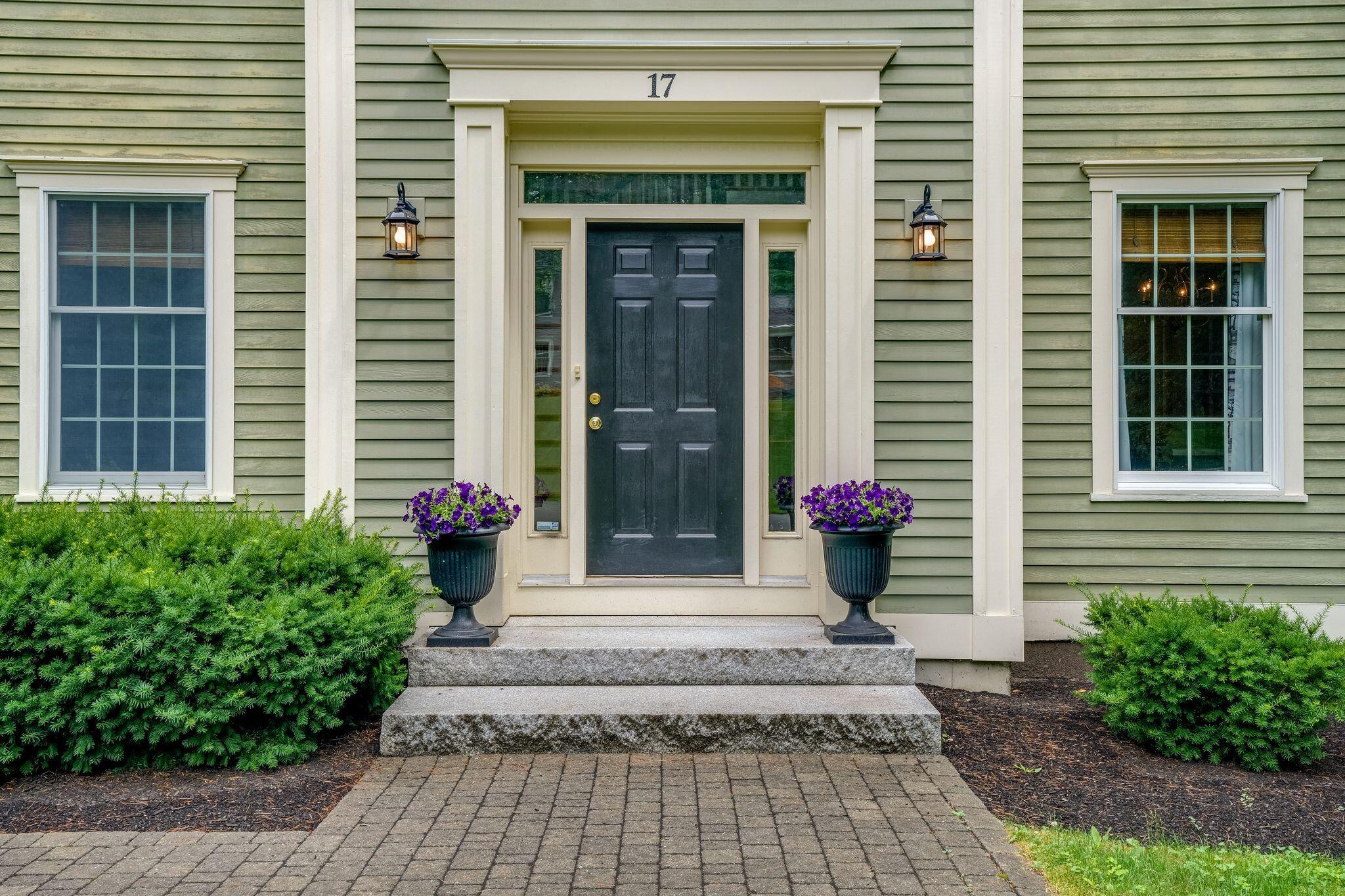 17 Hazeltine Drive Cumberland ME 04021