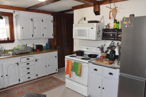 15 Briggs Avenue Paris ME 04281