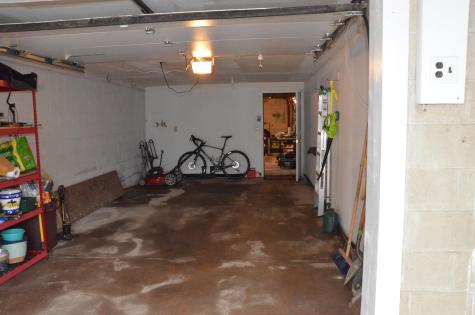 15 Briggs Avenue Paris ME 04281