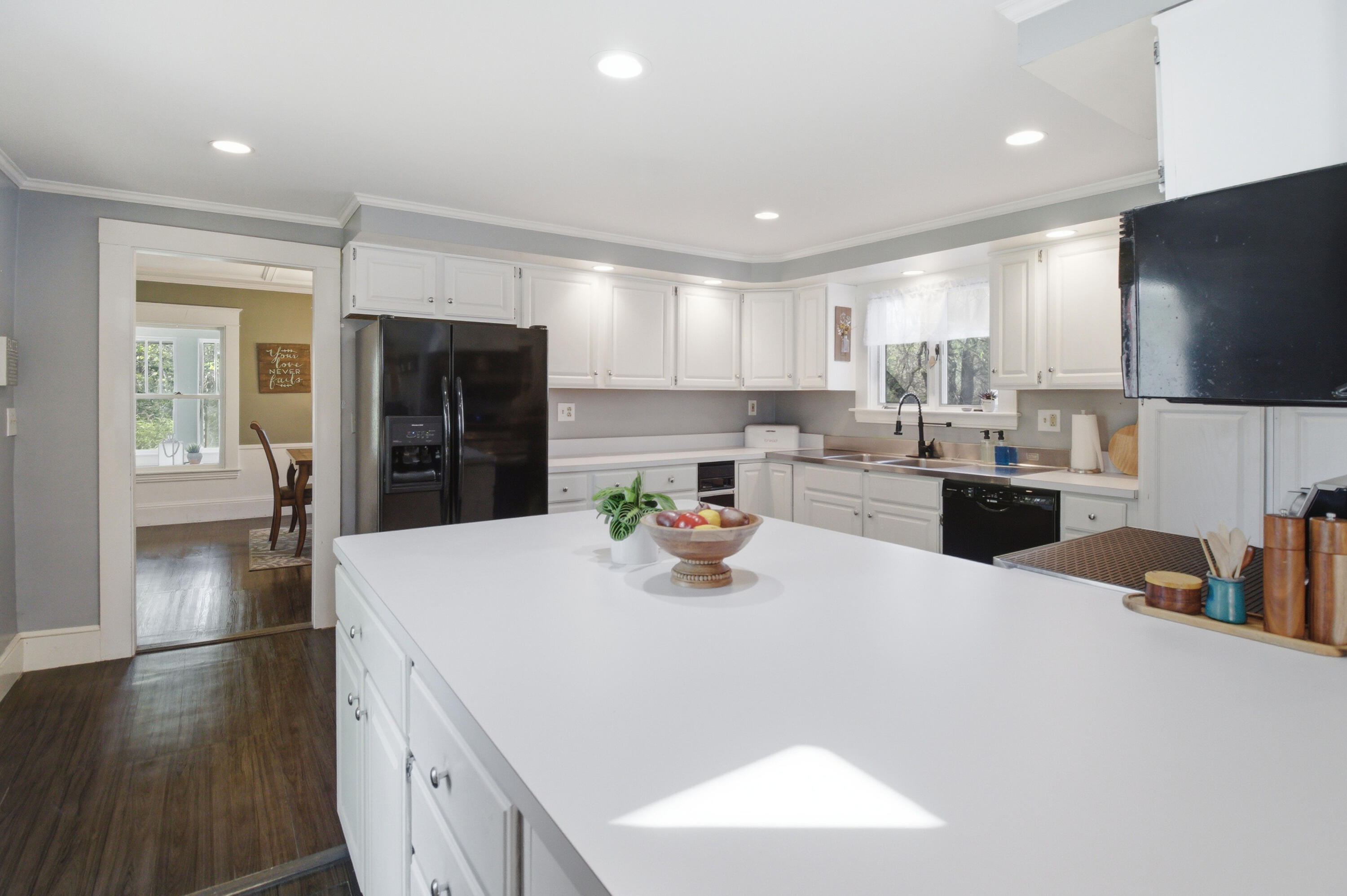 560 W Auburn Road Auburn ME 04210