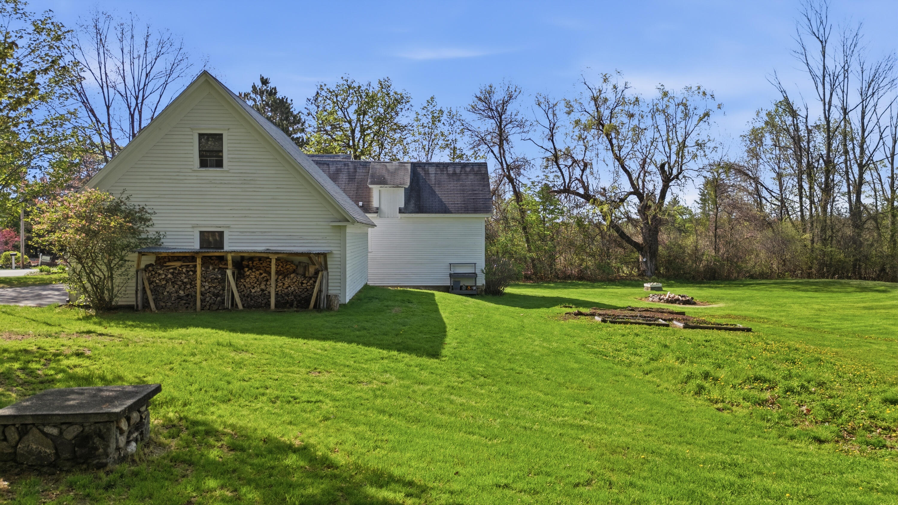 560 W Auburn Road Auburn ME 04210
