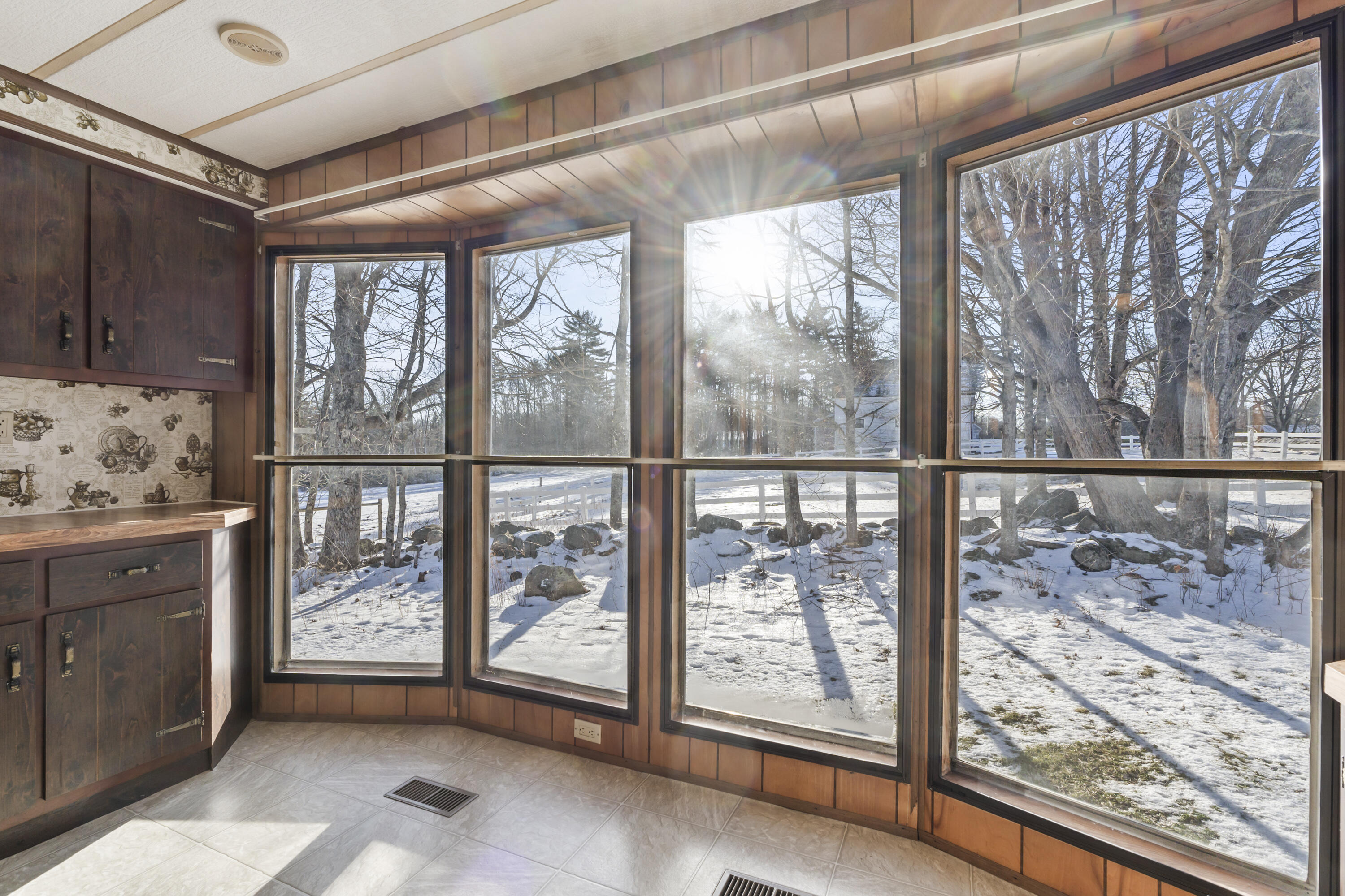 2545 Washington Road Waldoboro ME 04572