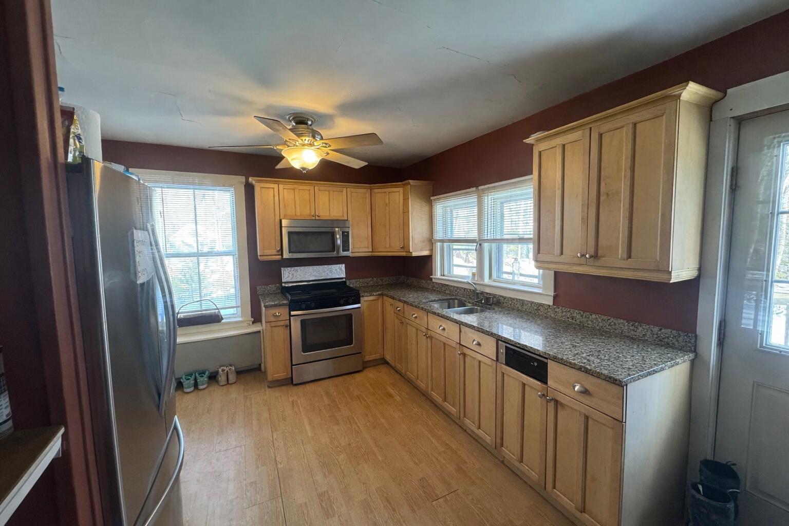 1327 Us-1 York ME 03902