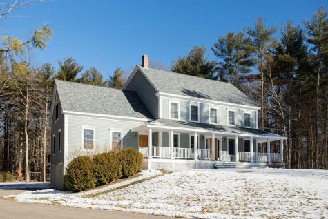 3 Edward Circle York ME 03909