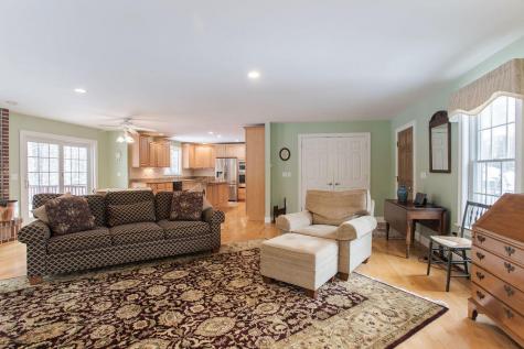 3 Edward Circle York ME 03909
