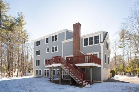 3 Edward Circle York ME 03909