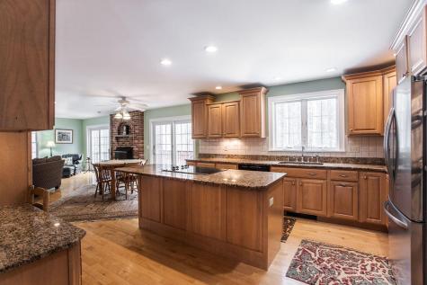 3 Edward Circle York ME 03909