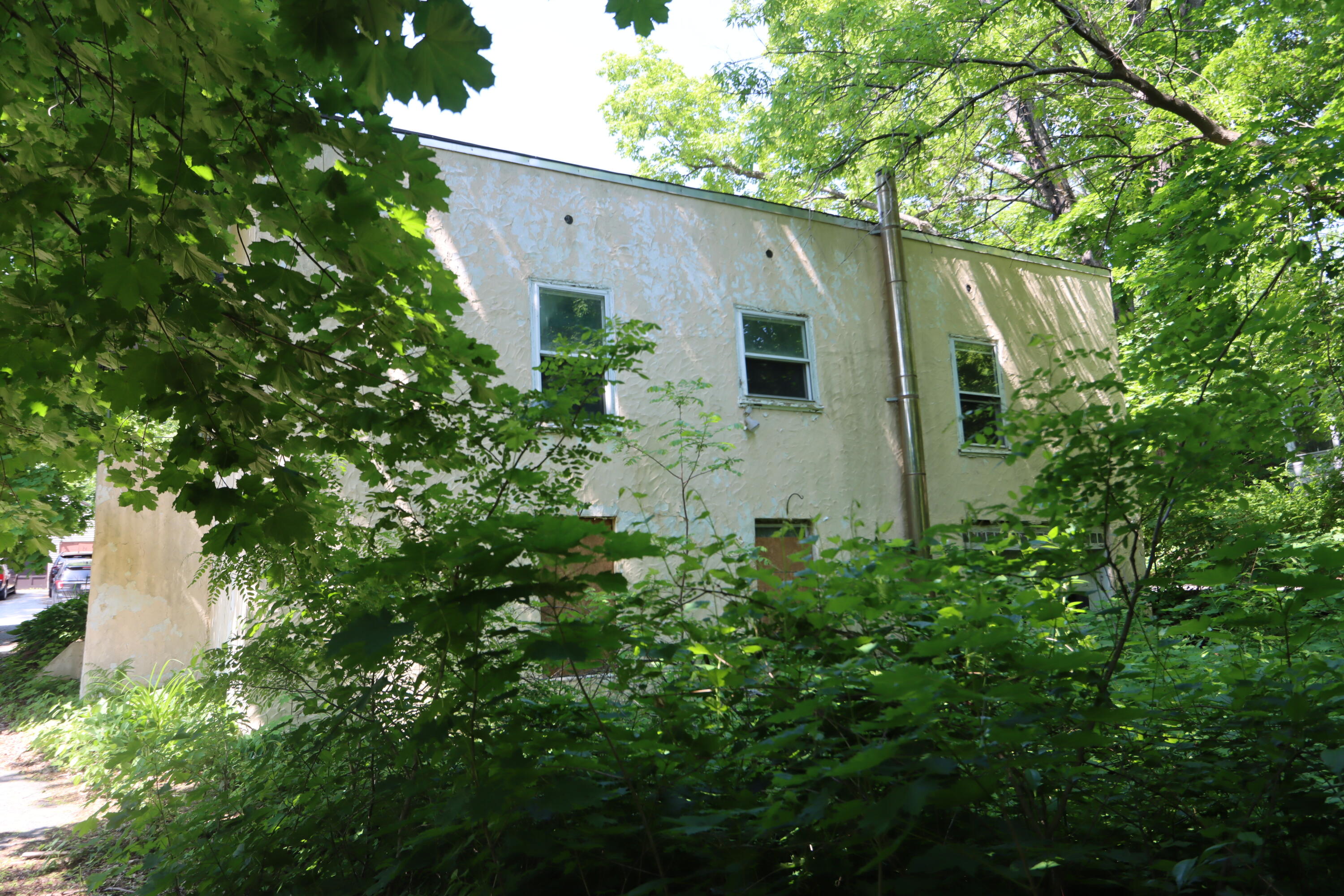 86 Western Avenue Auburn ME 04210