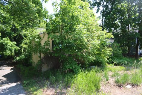 86 Western Avenue Auburn ME 04210