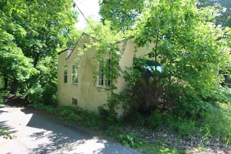 86 Western Avenue Auburn ME 04210