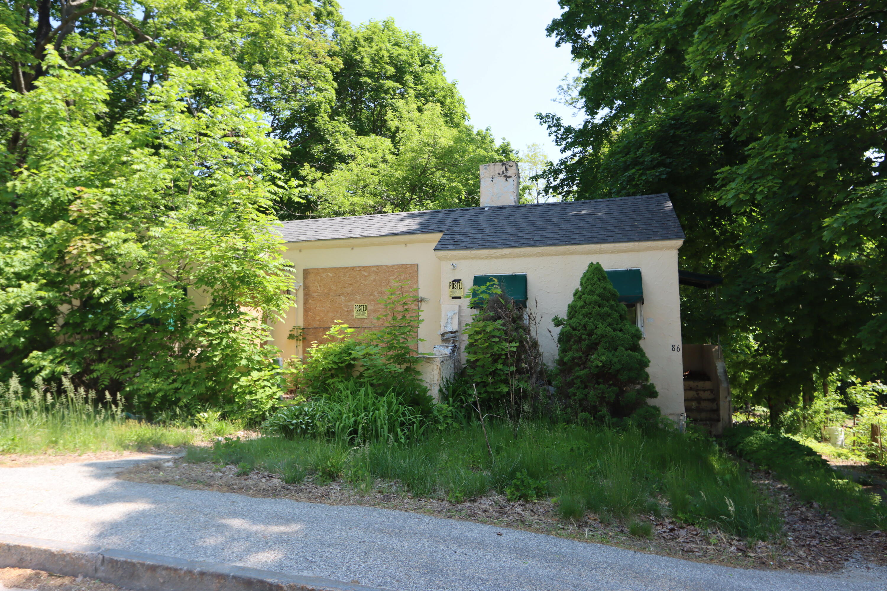 86 Western Avenue Auburn ME 04210