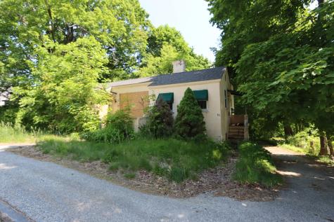 86 Western Avenue Auburn ME 04210