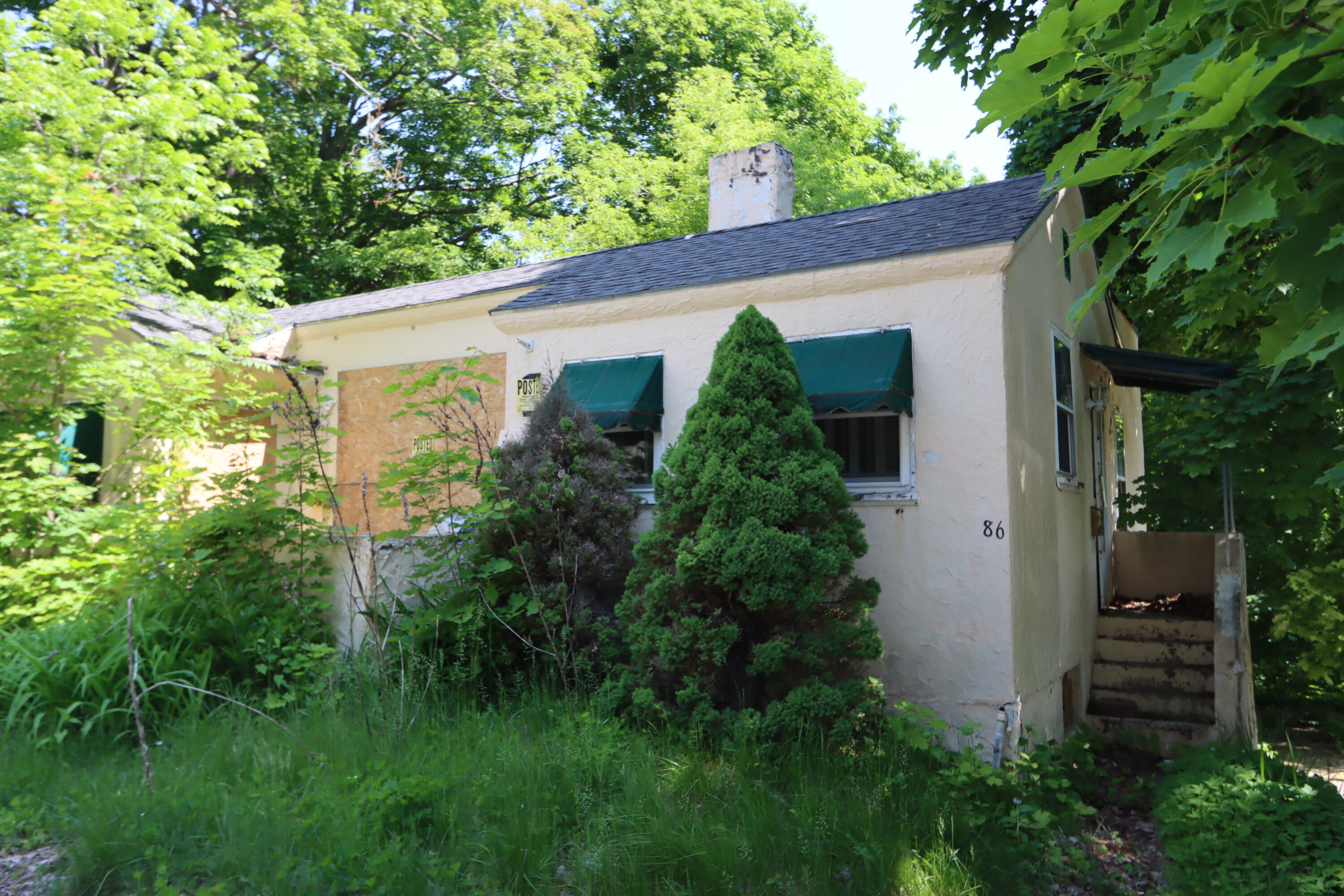 86 Western Avenue Auburn ME 04210