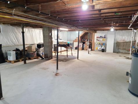 426 East Avenue Lewiston ME 04240